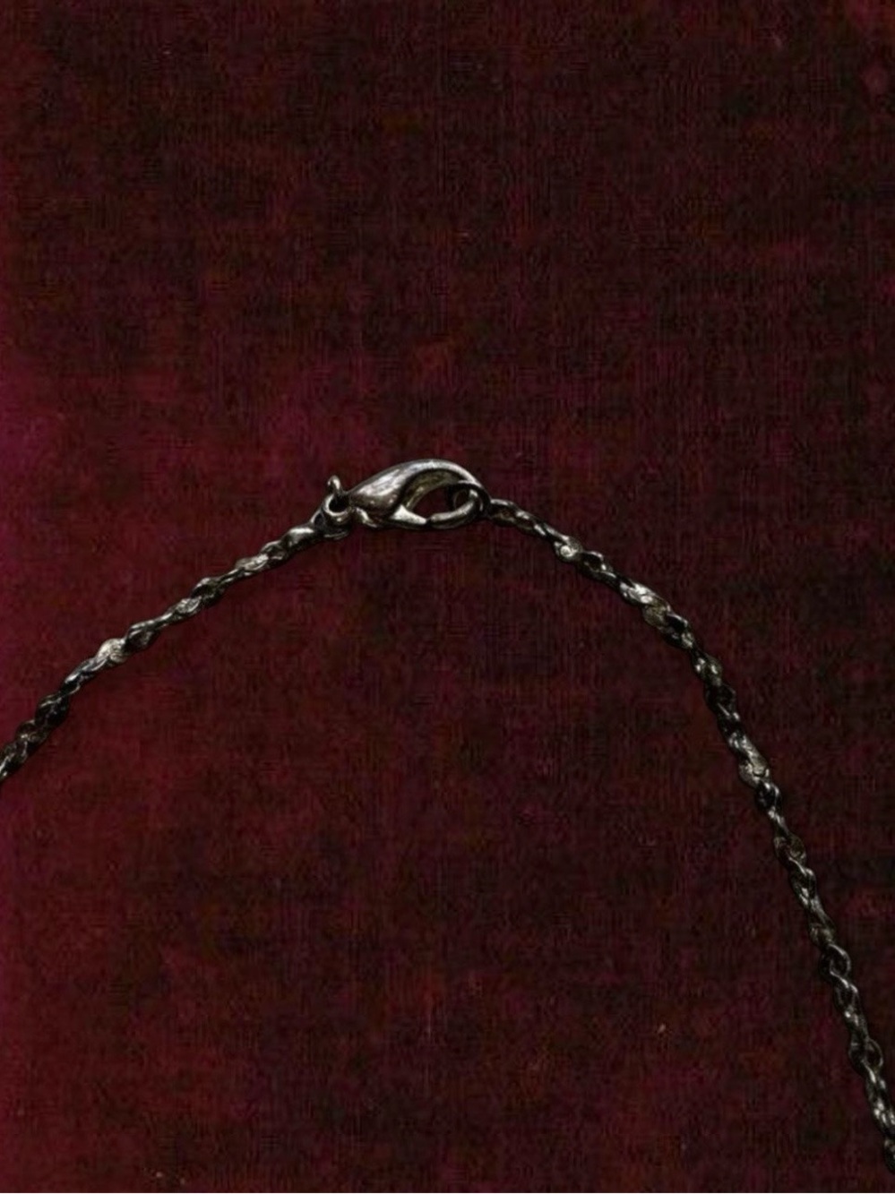 Vintage Rhinestone Necklace - Picture 4 of 5